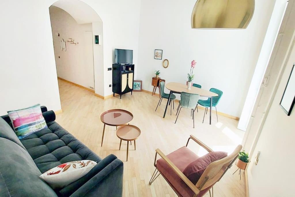 Maison In Centro Napoli Dış mekan fotoğraf